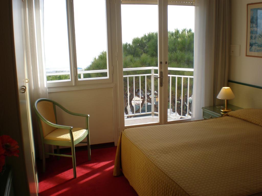 Hotel Majestic Lido di Jesolo Room photo