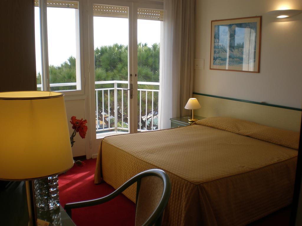 Hotel Majestic Lido di Jesolo Room photo