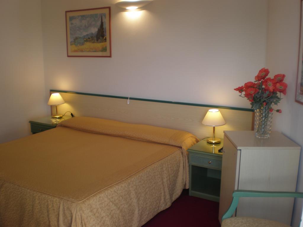 Hotel Majestic Lido di Jesolo Room photo